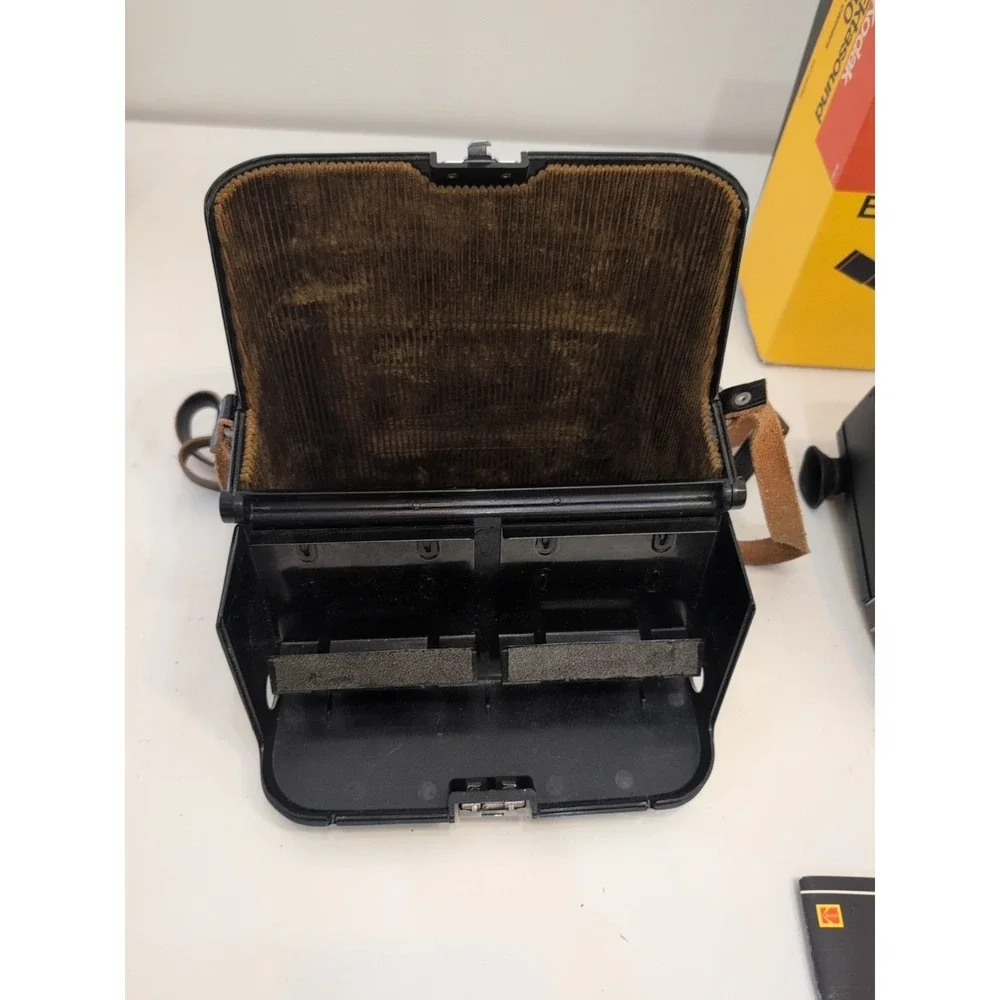STUNNING Boxed Kodak Ektasound 140 Super 8 Camera Kit Vintage